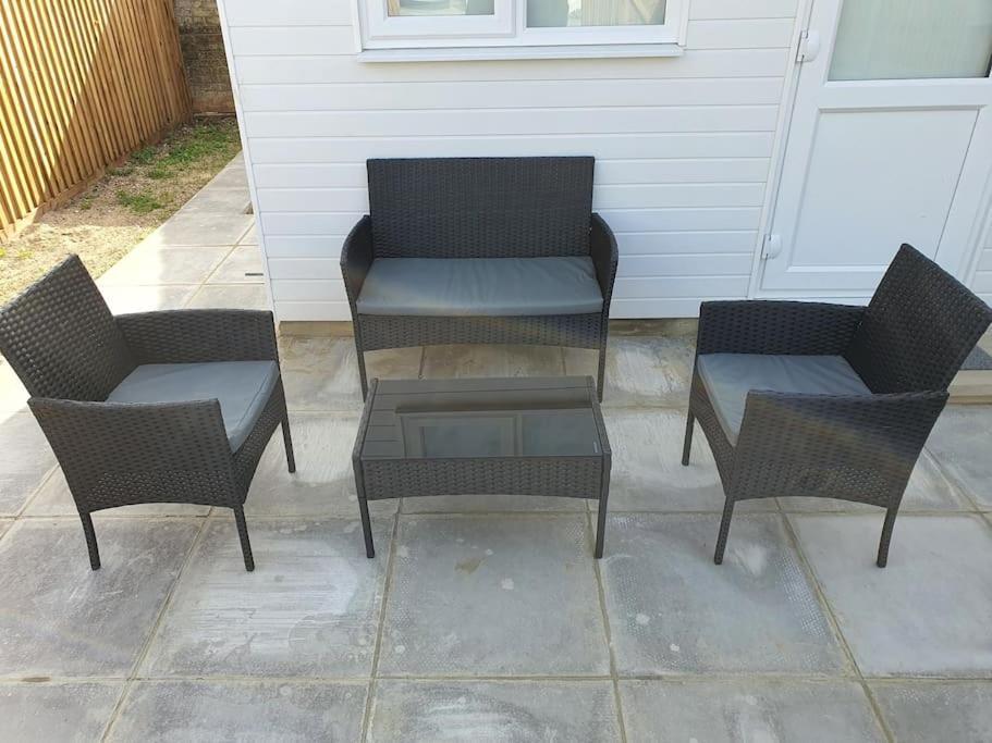 Apartamento The Tiny Sea Gem Jaywick Sands Exterior foto