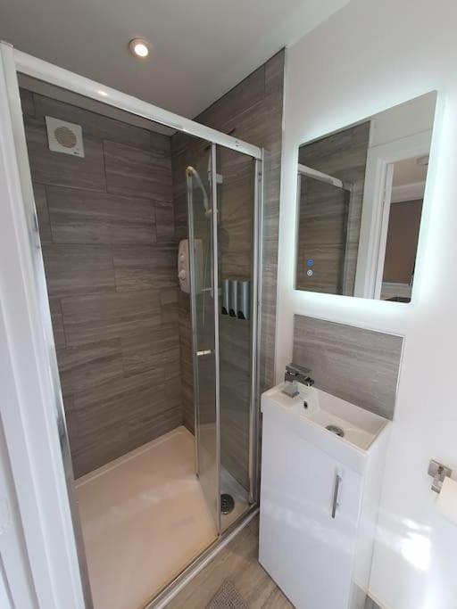 Apartamento The Tiny Sea Gem Jaywick Sands Exterior foto